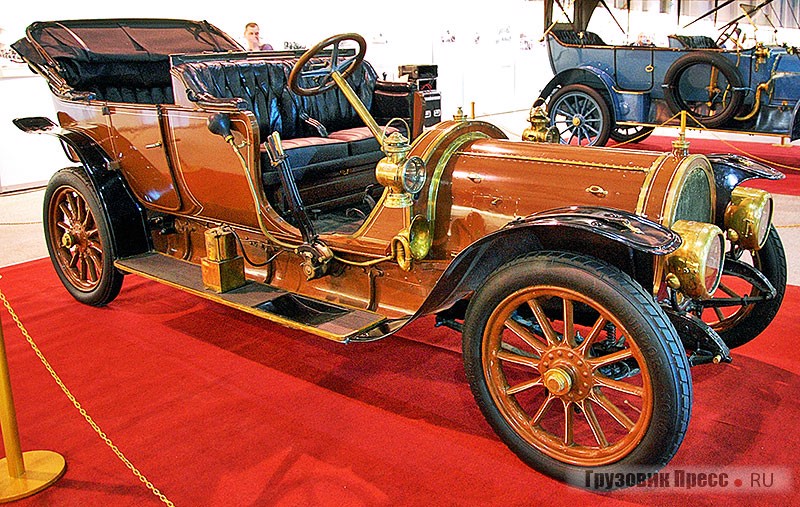 Открытый лимузин Delaunay-Belleville 40CV выпущен в 1911 г., предоставлен частным коллекционером