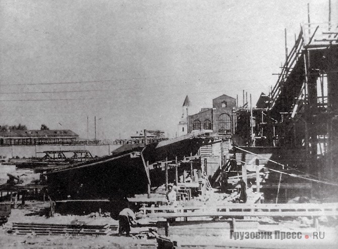 Строительство литейного корпуса, 1916 г.