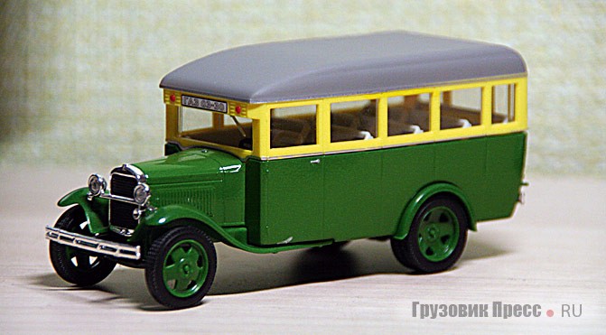 Масштабная модель ГАЗ 03-30 займёт достойное место в коллекции советских автобусов