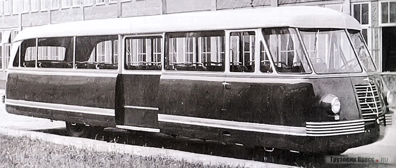 Автобус Borgward BO 4000, разработанный Г. Фокке, имел несущий кузов аэродинамической формы с алюминиевыми панелями. Прототип 1952 г.