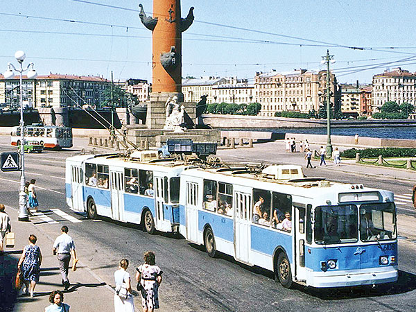 Троллейбусные поезда: советская транспортная экзотика