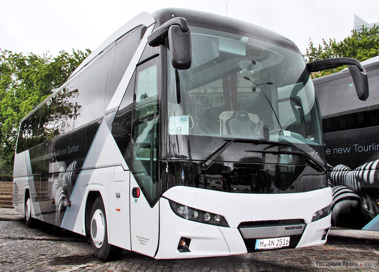 Автобус Neoplan Tourliner N2216 SHD (460)