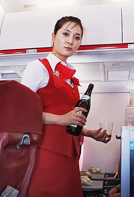 Лицом КНДР являются и стюардессы Air Koryo рейса Пекин–Пхеньян, которых люди в штатском вежливо просят не фотографировать