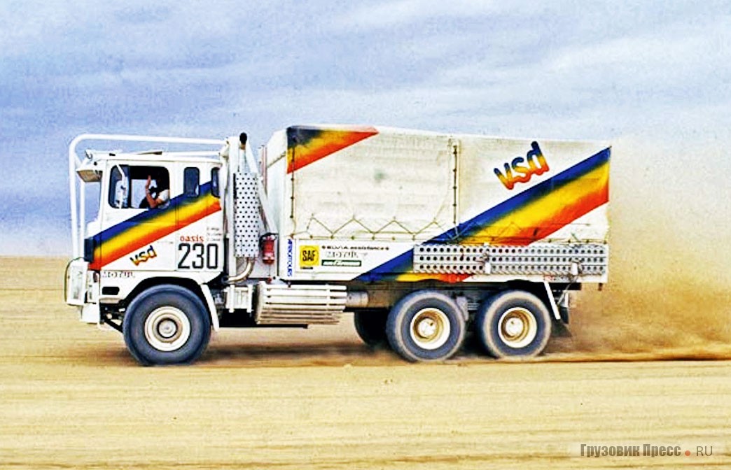 На трассе второго ралли «Дакар» 1980 года грузовик Leyland Marathon VSD пилот Рене Метж, штурман Тьери Ле Солье, механик Жорж Ландэ – 7-е место в грузовом зачёте