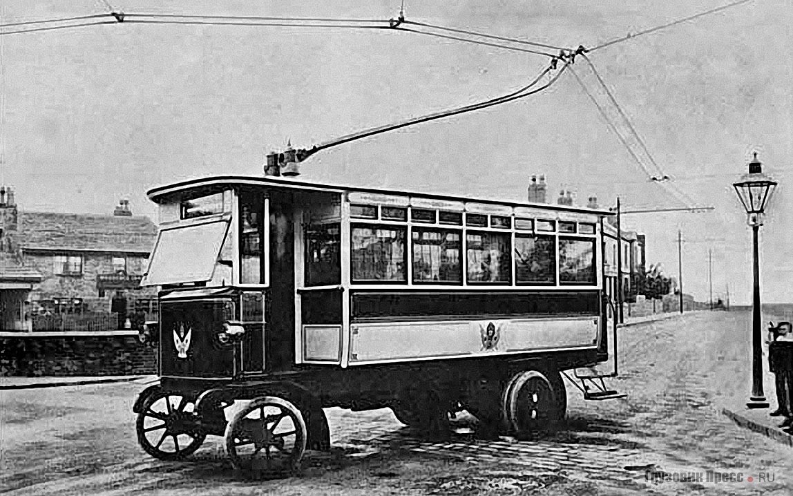 Первый троллейбус 1902