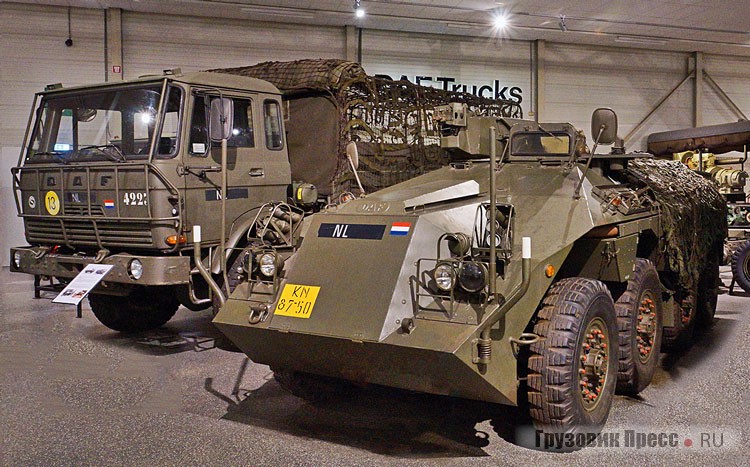 Самые известные транспортные средства Koninklijke Landmacht – [b]4-тонный полноприводный грузовик серии YA-4440[/b] (с 1976 по 1982 год войска получили 7255 единиц) и бронетранспортёр YP-408. Разработан БТР по техзаданию, выданному ещё в 1956 году. Бортовая трансмиссия с единственным дифференциалом унифицирована с трансмиссиями армейских грузовиков 4х4 и 6х6. Бронекорпус с толщиной брони до 16 мм вмещал водителя, командира и 10 солдат. В целом очень удачный YP 408 имел некоторые эргономические проблемы. Выпуск начался 31 июля 1964 года, всего сделали 750 БТР. Они состояли на вооружении Нидерландов до 1988 года