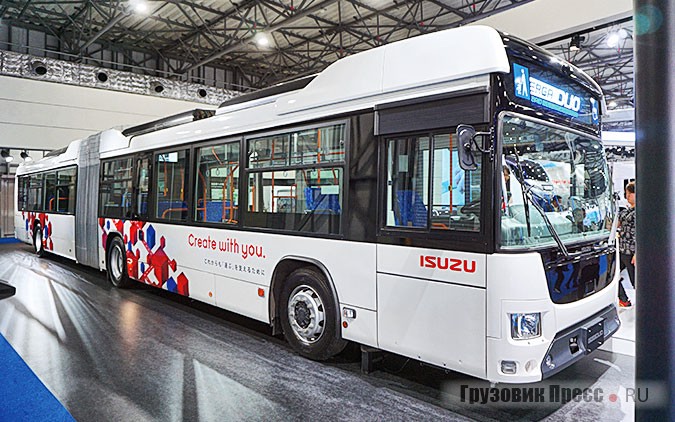 [b]Isuzu ERGA DUO[/b] – первый японский 18-метровый автобус