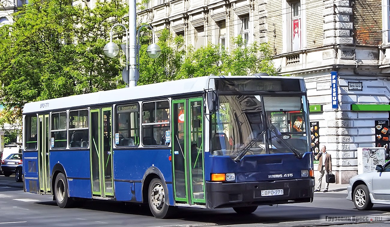 [b]Ikarus 415[/b] был создан в сотрудничестве с СССР