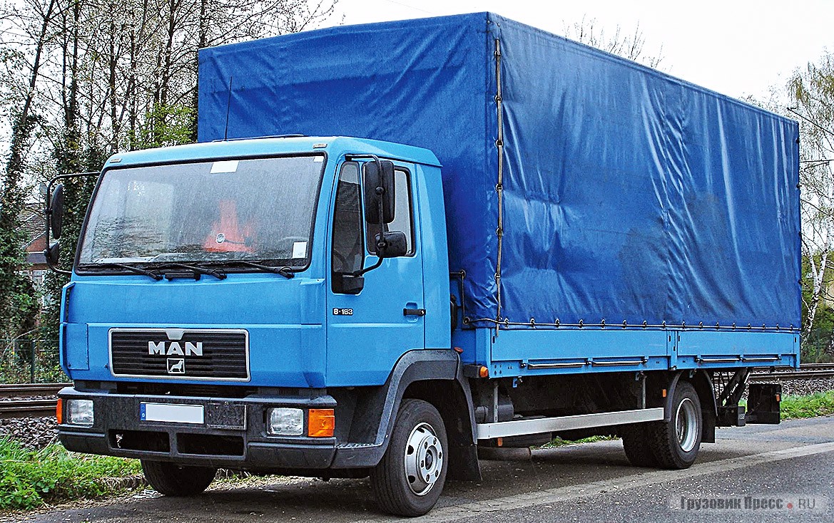 Бортовой грузовик [b]MAN 8.163 серии L2000[/b] полной массой 7,49 т, 1993 г.