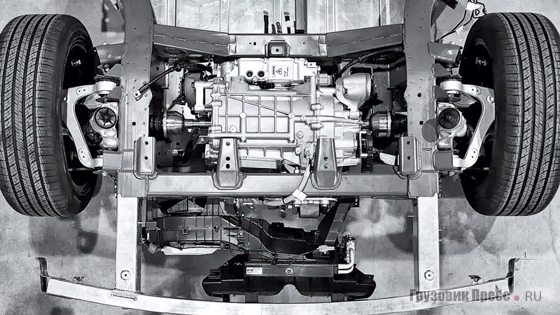 Каждый приводной блок состоит из двигателя с постоянными магнитами, охлаждаемого маслом и одноступенчатой трансмиссии