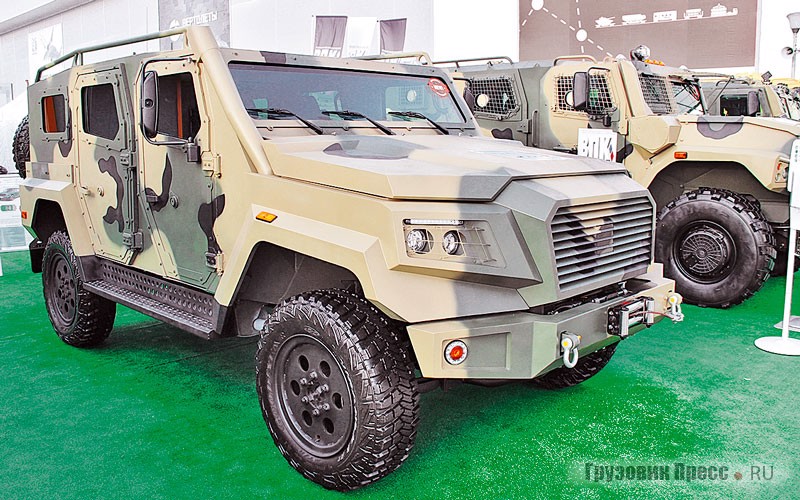 Макетный образец автомобиля «Стрела» (защищённый вариант)  в экспозиции «Армии-2020»