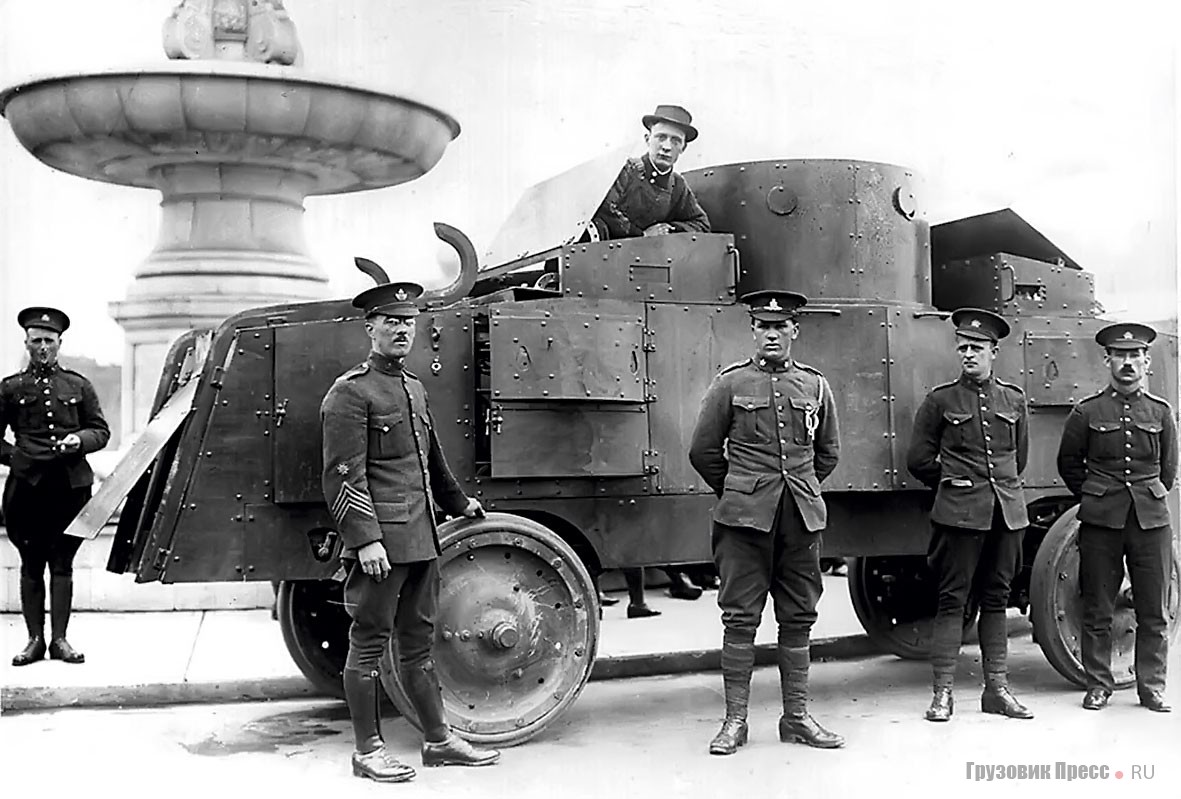 Серийный блиндированный автомобиль Jeffery-Russel из состава моторно-пулемётной батареи канадской армии. Торонто, 1915 г.s