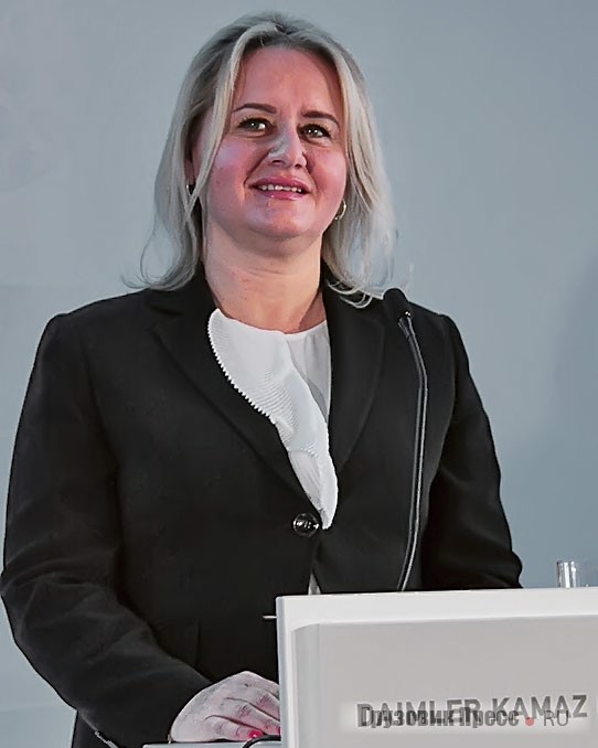 Оксана Карахова, финансовый директор «ДК РУС» и глава бизнес-подразделения FUSO в России