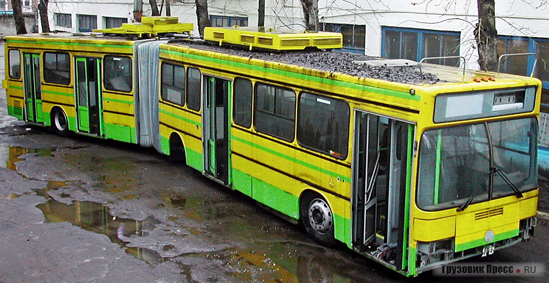 Сочлененный троллейбус МТБ-1 за 10 лет своего существования так никогда и не работал с пассажирами