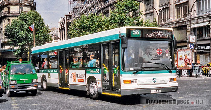  Heuliez GX317 стал первым французским автобусом с пониженным уровнем пола