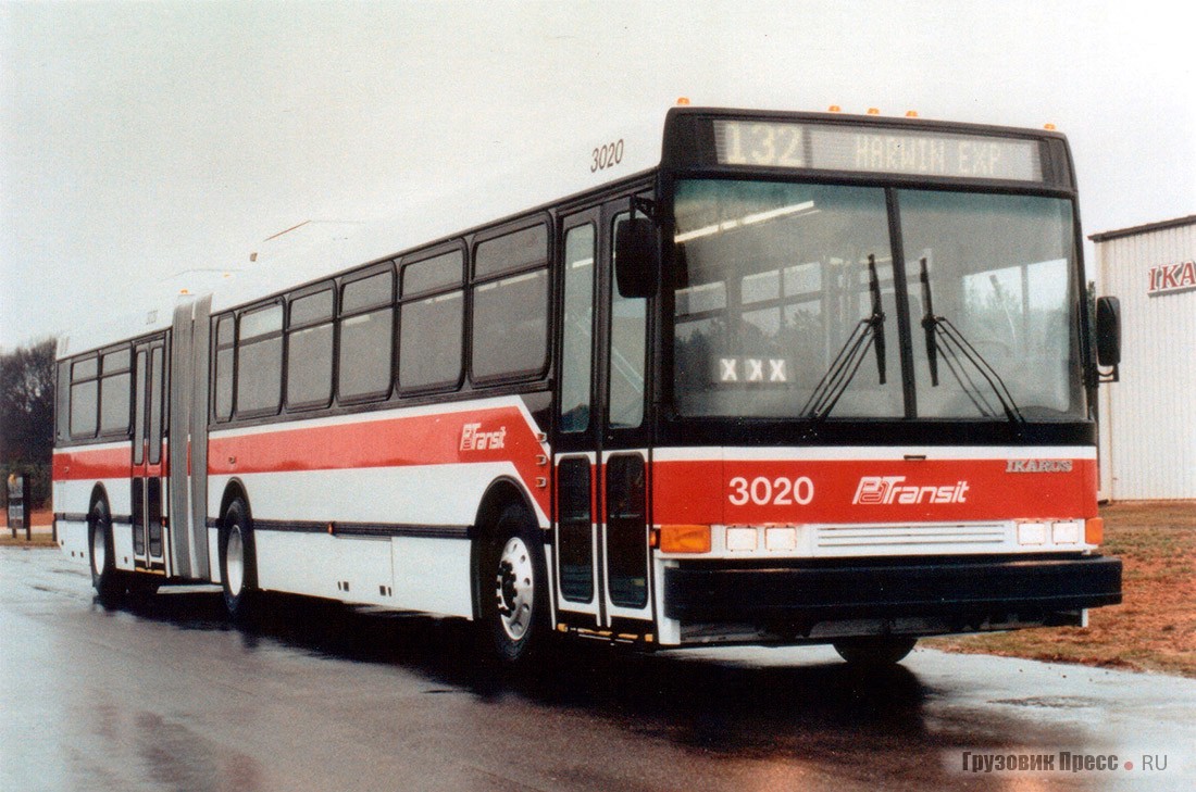 Первым покупателем авто­буса Ikarus 436 в США стала транспортная компании Pitts­burgh Regional Transit из Питтсбурга