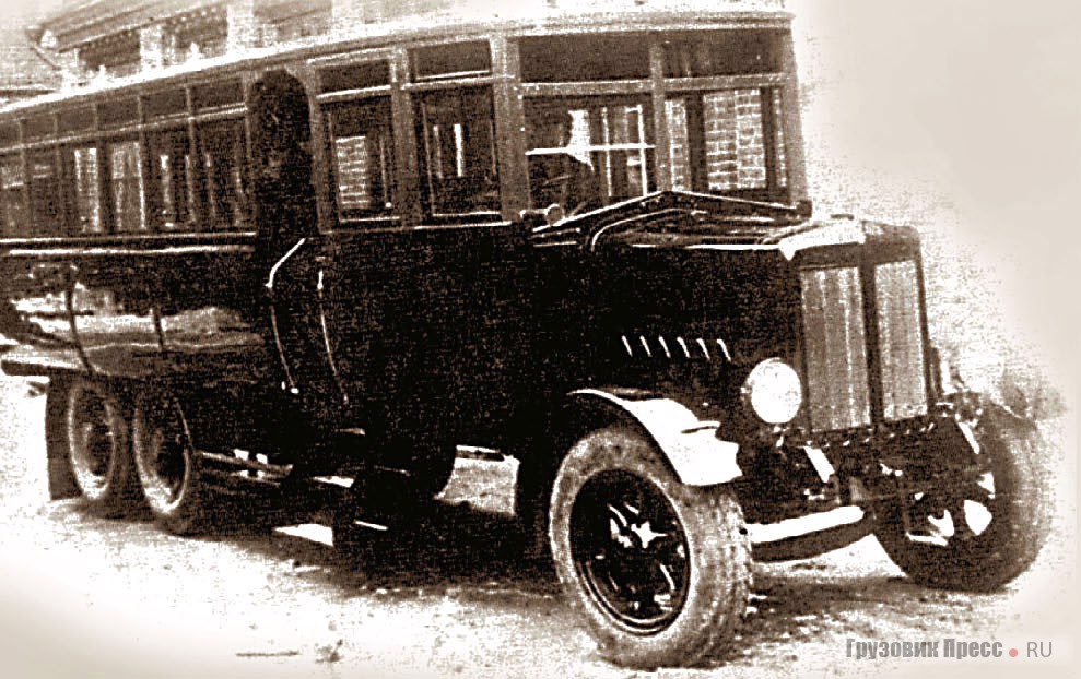 Первенец завода «Aремкуз» – городской автобус, построенный на немецком шасси Büssing VI GL Москва, 1927 г.