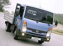 Nissan Cabstar & Renault Maxity легкие грузовики из Испании