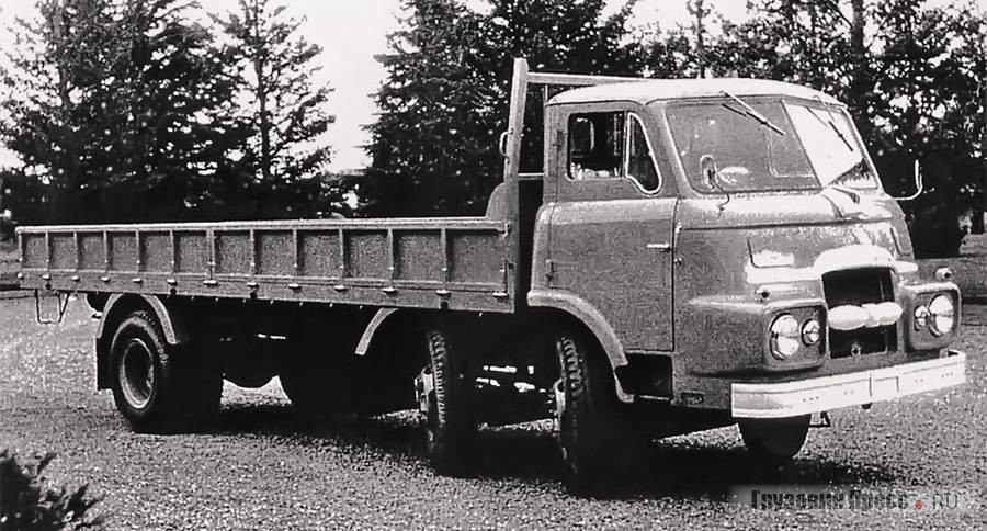 Революционная модель 1958-го – начала 1960-х Hino TC10 грузоподъёмностью 10 т стала основой экспортной программы