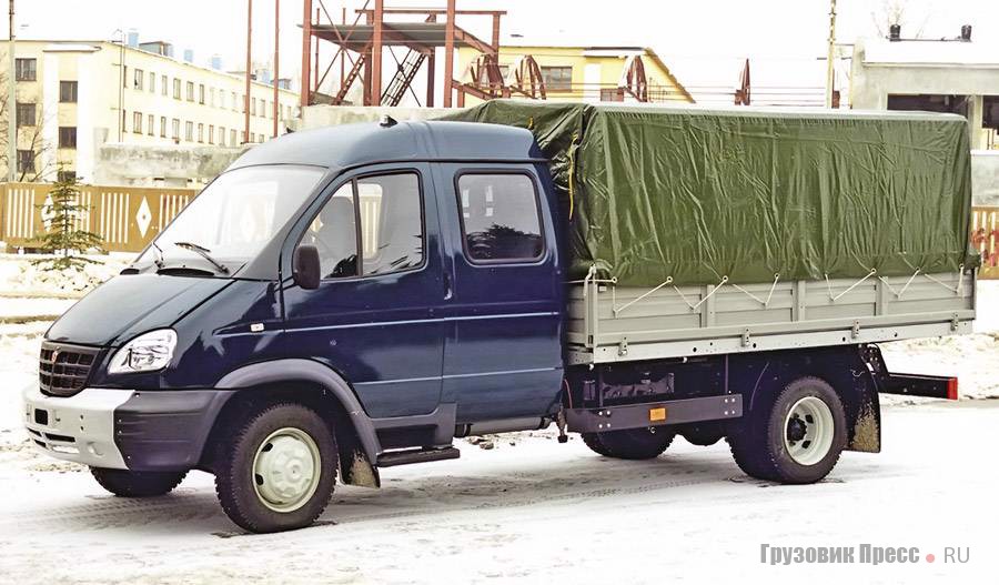 Настал черёд использования кабины «ГАЗели» в автомобилях большей грузоподъёмности. На снимке – опытный образец ГАЗ-3310 «Валдай», январь 2002 г.