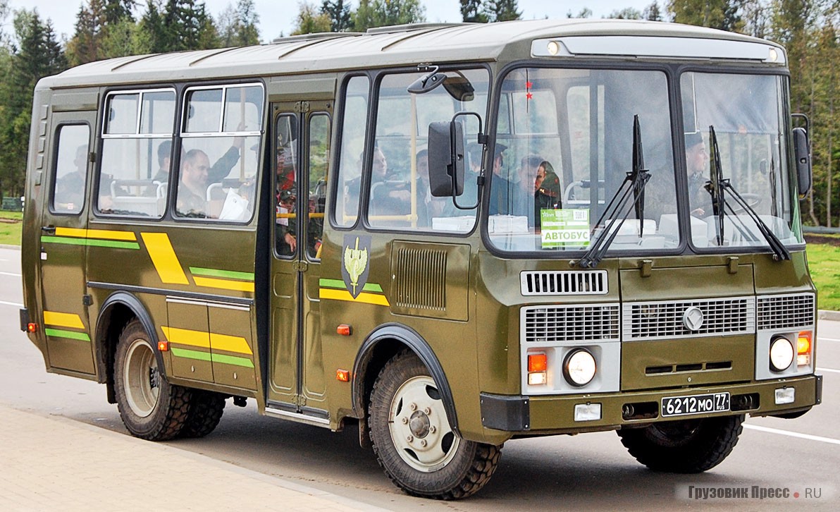 Нахождение в строю ПАЗ-3205 обусловлено и военными заказами