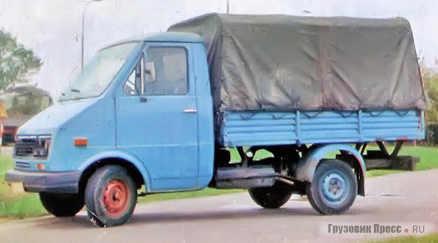 15 октября 1993 г. поляки начали производство семейства Lublin 32/33 грузоподъёмностью 1,1–1,5 т, созданного без участия российских партнёров