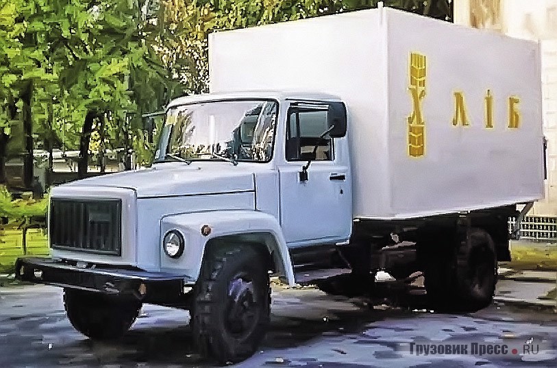 Хлебный автофургон БКХ-2 позднего выпуска на шасси ГАЗ-3307