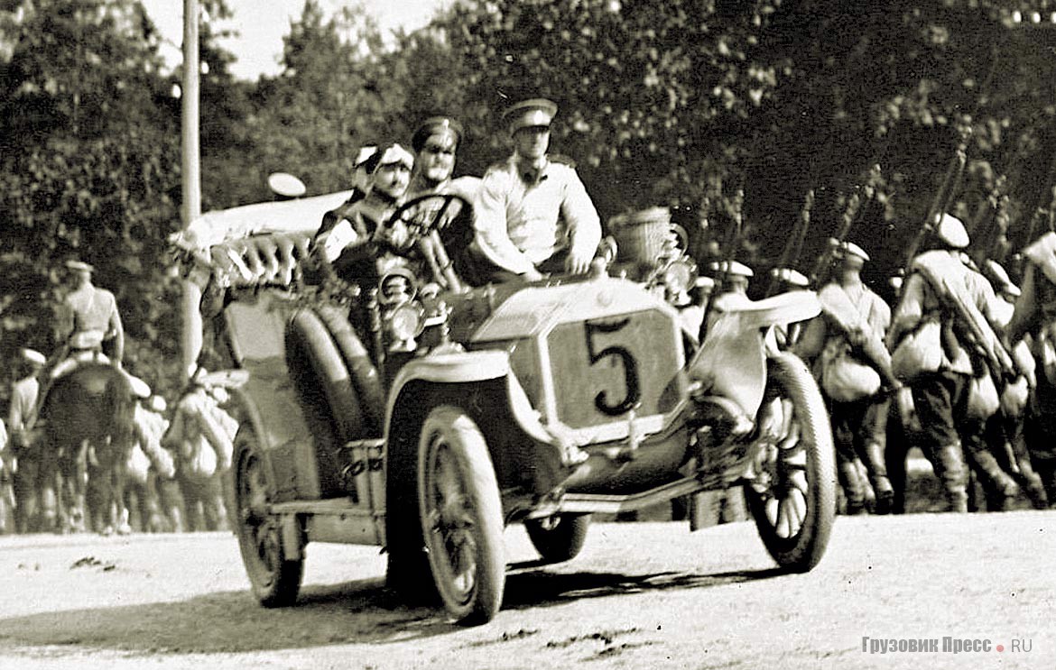 Benz 24/45 Русской армии на трассе пробега Петербург–Рига–Петербург. 1909 г.
