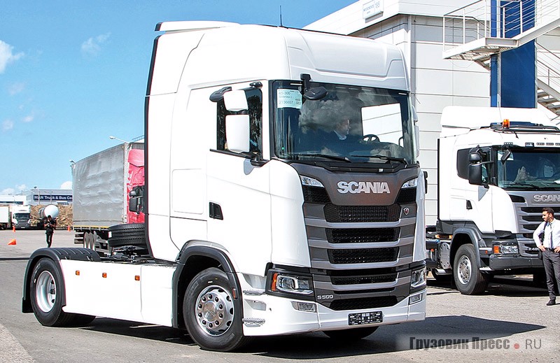 Scania S500 A4x2NA White Ivory