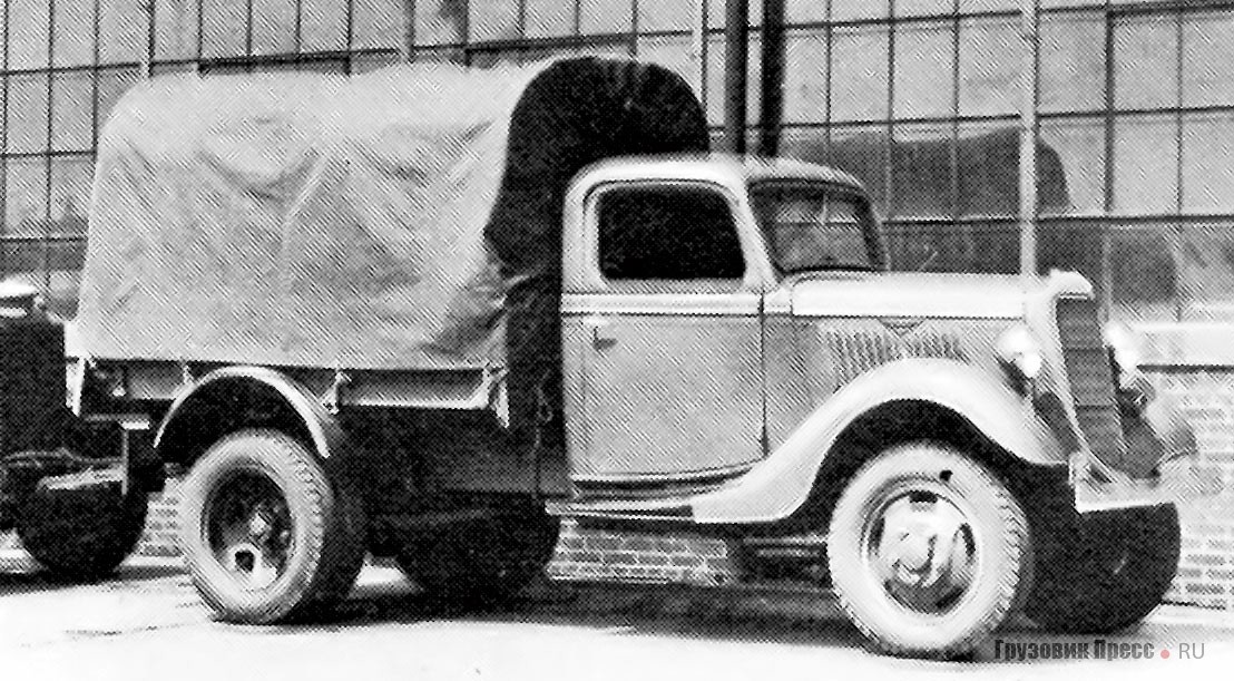 Marmon-Herrington B5-4x4 со стандартным армейским металлическим кузовом, 1935 г.