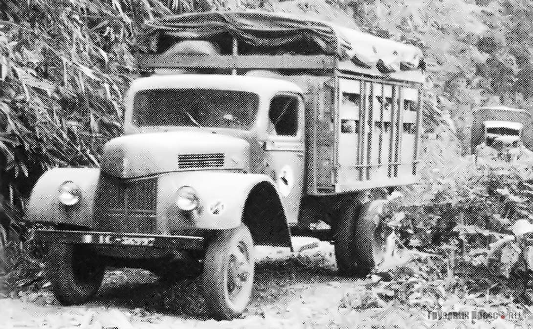 Французский Ford F598T, оснащённый передним ведущим мостом на фирме SAMAT, 1945–1946 гг.