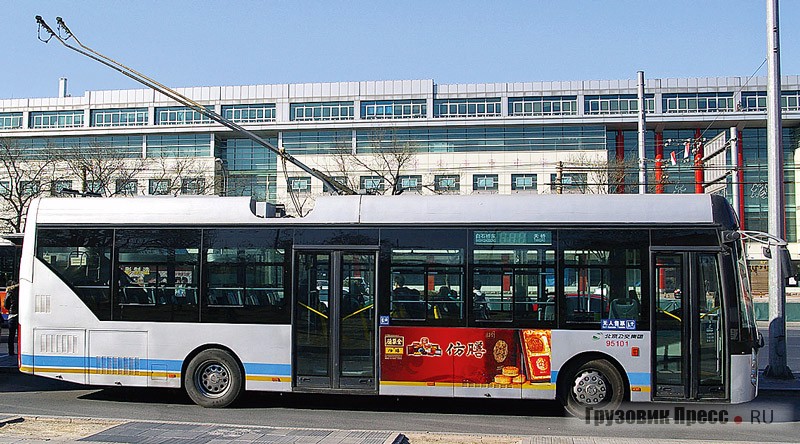 Троллейбус Huayu BJD-WG120ЕK