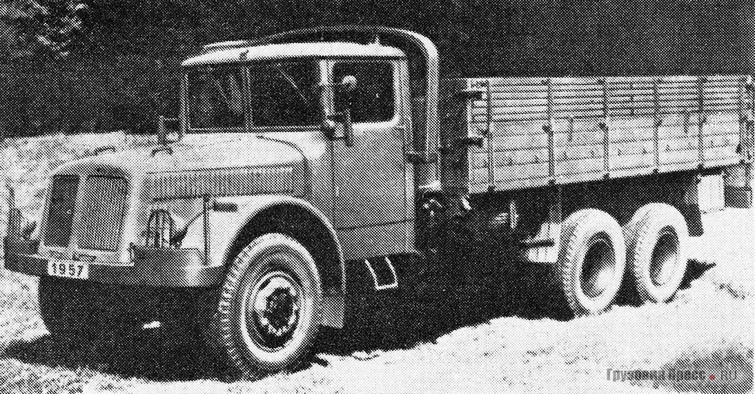 10-тонный армейский грузовик с лебёдкой  Tatra 111N, 1953-62 гг.