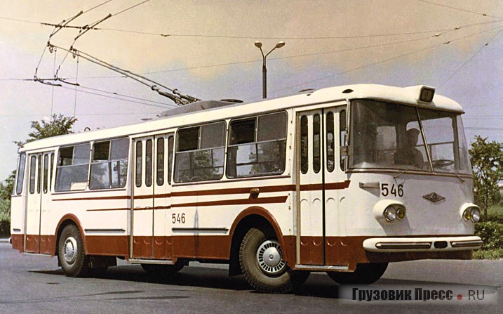 Троллейбус «Киев-6». Было выпущено несколько разновидностей этой машины