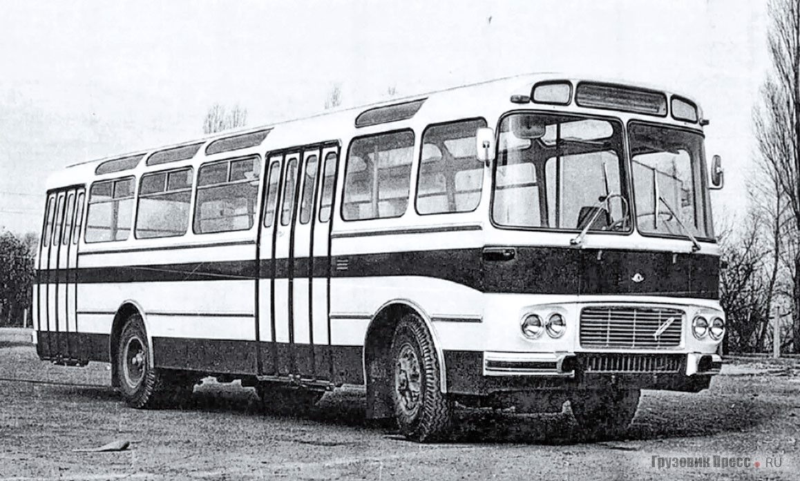 Симбиоз нового кузова и старого шасси: Karosa RTO-ŠM 11, не получивший дальнейшего развития. 1967 г.