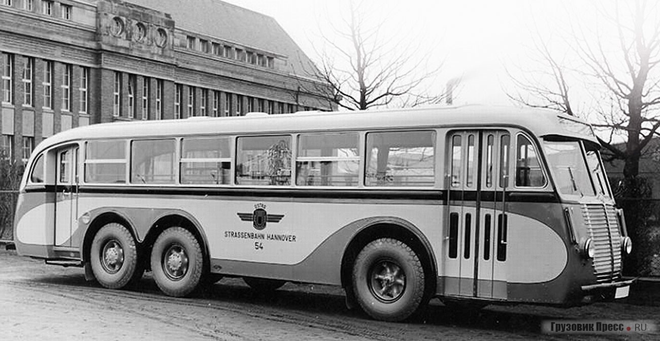 Büssing-NAG 900TU (Trambus-Unterflürmotor) 6х4 с «подпольным» дизельным двигателем мощностью 145 л.с. Кузов изготовил завод DÜWAG в Дюссельдорфе, машина работала в Ганновере, 1936 г.