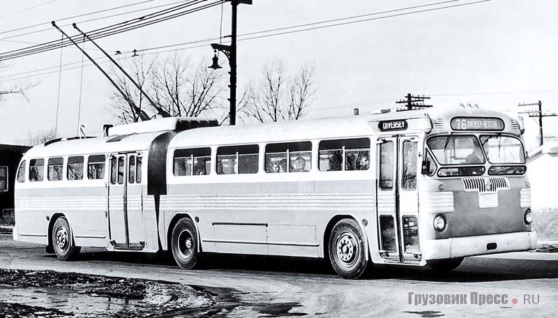 Троллейбус Twin Coach Model 58DWT