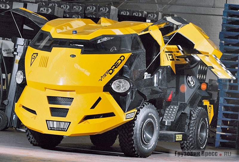 Игровой автомобиль для блокбастера «Судья Дредд» с Сильвестром Сталлоне в главной роли, на основе Land-Rover 101 FC. Дизайнер Дэвид Вудхауз, 1995 г.