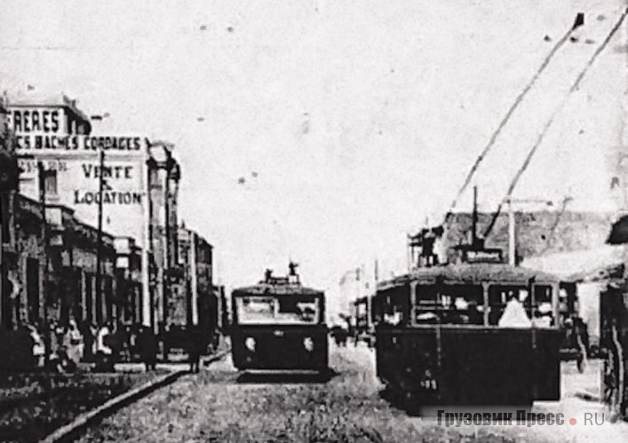 Как и во многих городах мира в конце 1930-х годов троллейбусы были главными участниками дорожного движения и в Касабланке