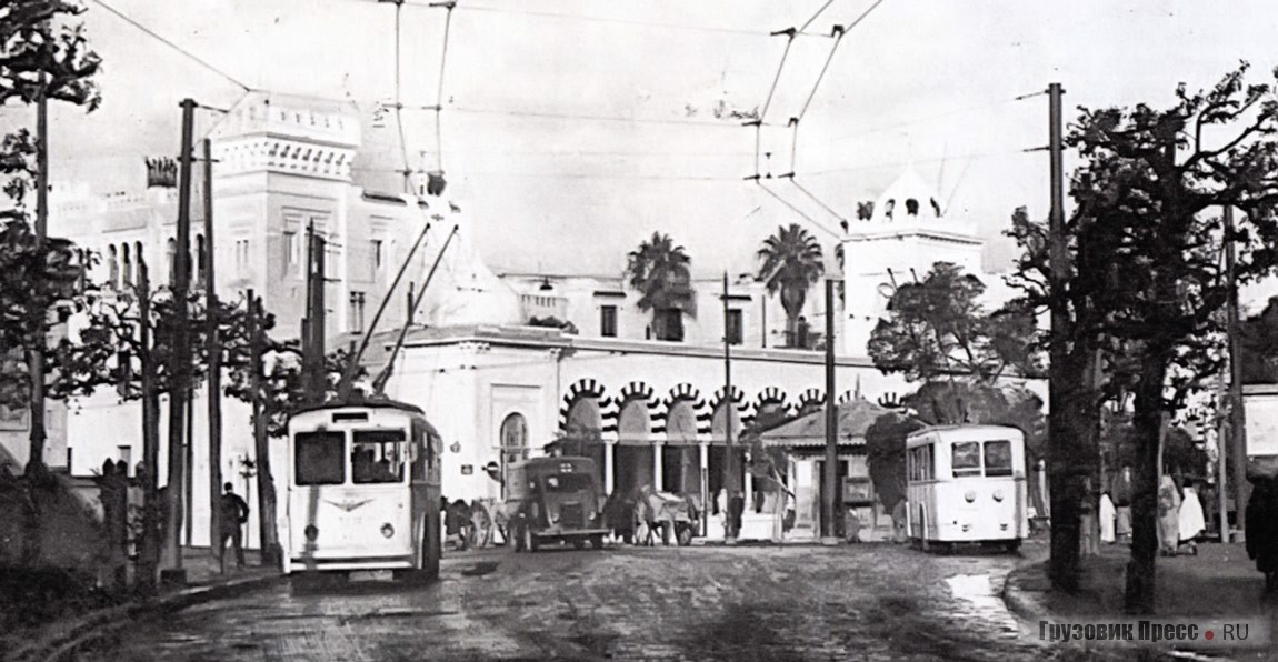 Троллейбусы Vetra в центре Туниса