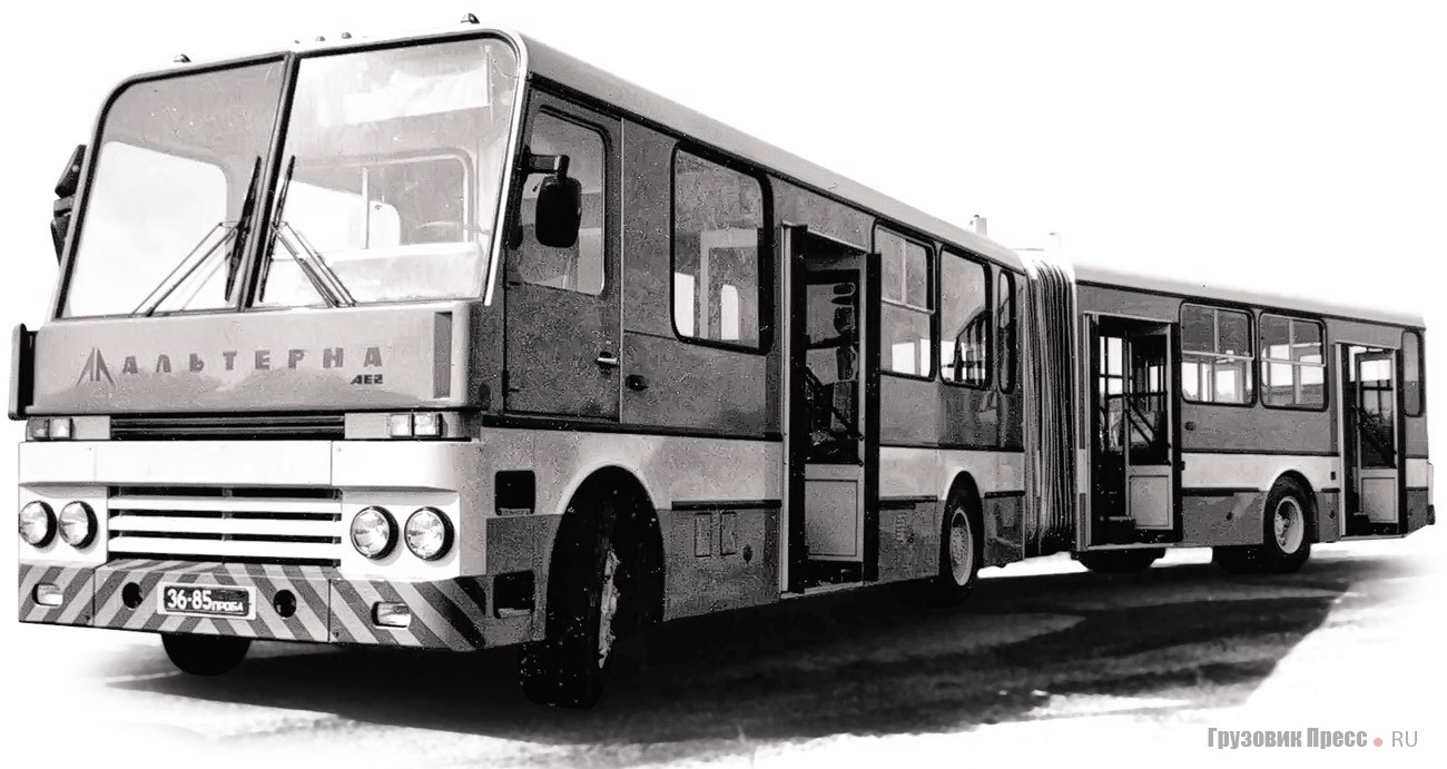 Перонный автобус «Альтерна-7202» с двухсторонним расположением служебных дверей