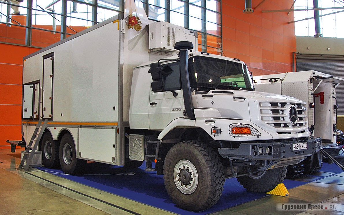 Mercedes Zetros Fire Truck