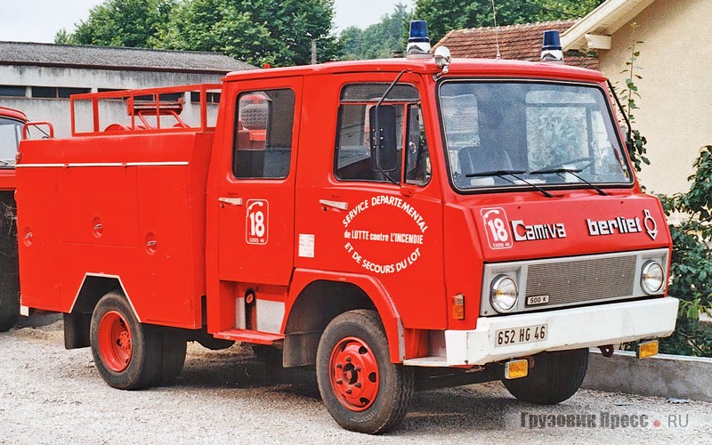 Пожарная автоцистерна CAMIVA на шасси Berliet 500K. Основанный в 1970 г. в Шамбери завод CAMIVA (Constructeurs Associés de Matériels d'Incendie, Voirie et Aviation) уже в 1971-м стал частью Berliet. Моделям Berliet с кабиной K-Serie довелось носить эмблемы Berliet, Citroёn и даже Renault