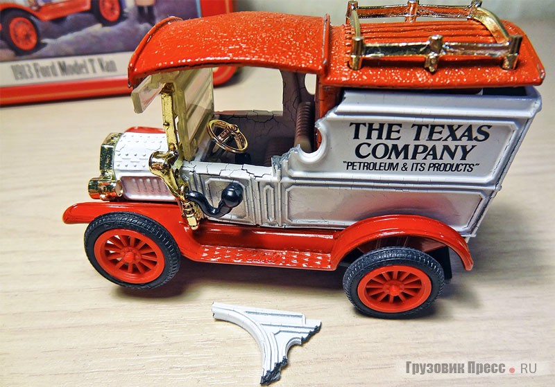 FORD Model T Van, 1913 г., ERTL, США, прибыла с аукциона «зачумевшей»