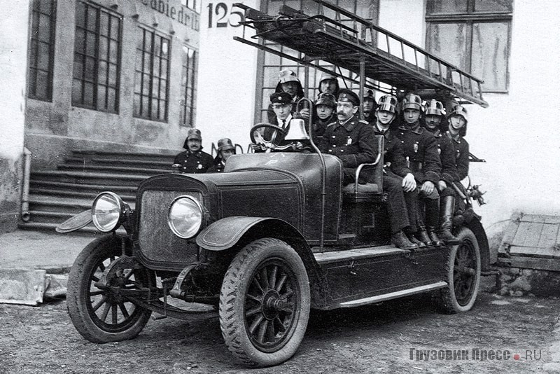 Возрождённая линейка «Руссо-Балт D 24/40 HP» на службе в Риге в начале 1920-х гг.
