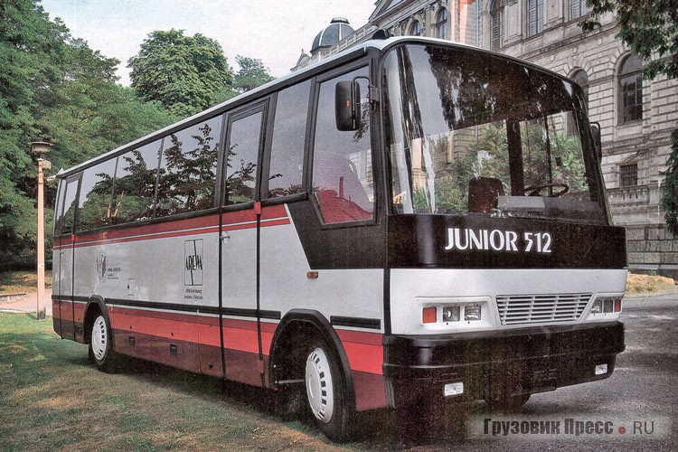 Первый экземпляр автобуса AREWA Junior 512 на шасси L60