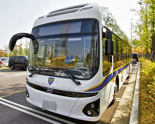 Опытный 11-метровый электробус Hyundai Elec City (ELECITY FCEV) используется национальным полицейским управлением Сеула