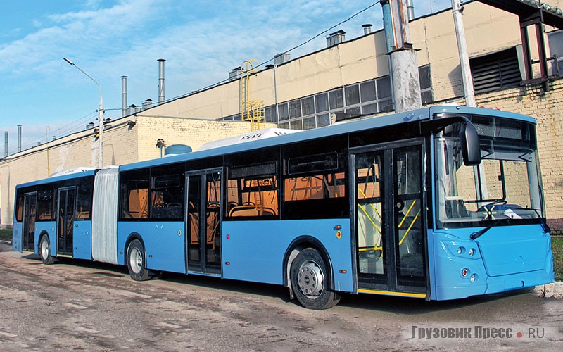 В Ликино-Дулёво производится сочленённый низкопольный автобус модели 6213 и полный комплект «одиночек», а также пригородные пассажирские машины для короткого межгорода и служебные ЛиАЗы