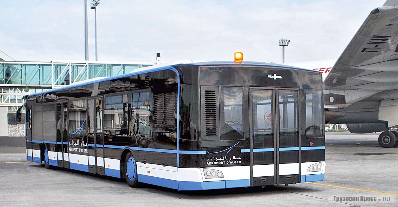 Van Hool AP2375 часто называют крупнейшим перронным автобусом в мире, при этом забывая о Neoplan Galaxy Lounge