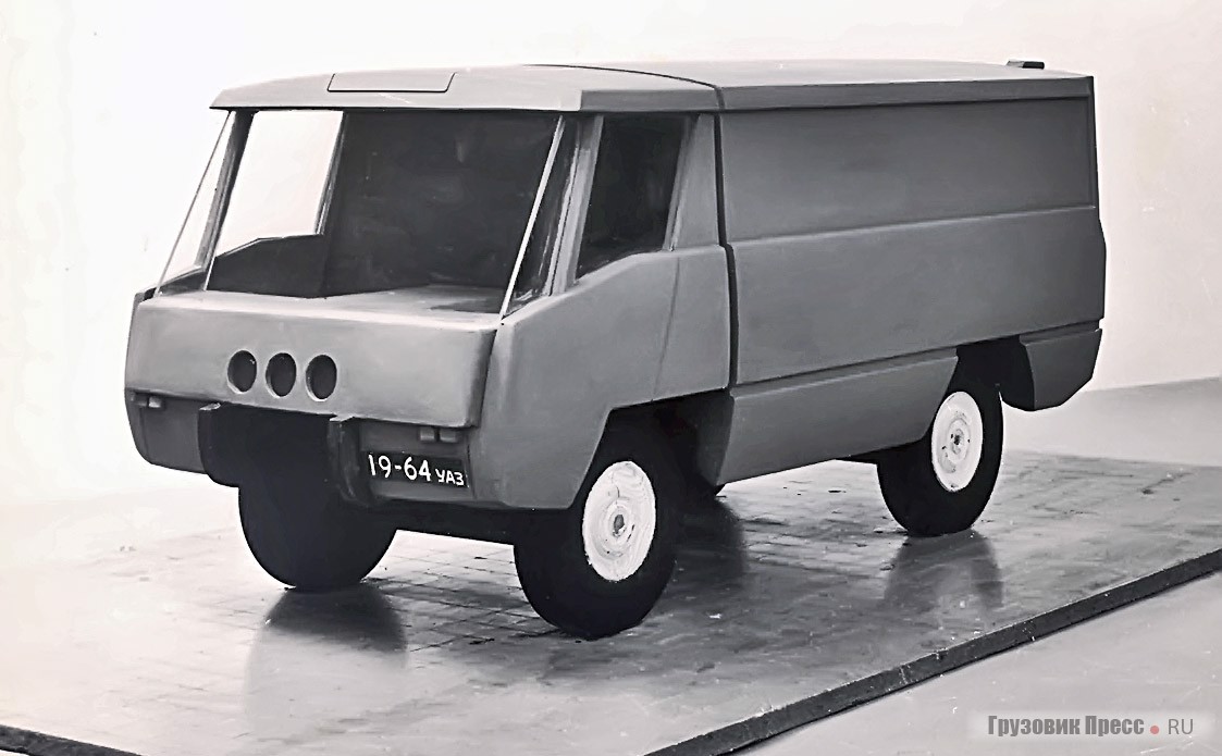 Пластилиновый макет УАЗ-454 в масштабе 1:5, вариант В.С. Кобылинского